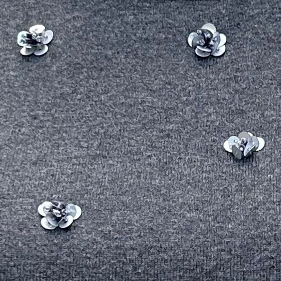Talbots Sweater Women's Medium Petite Gray Crew Neck Sequin Flower Embellished - Picture 4 of 10